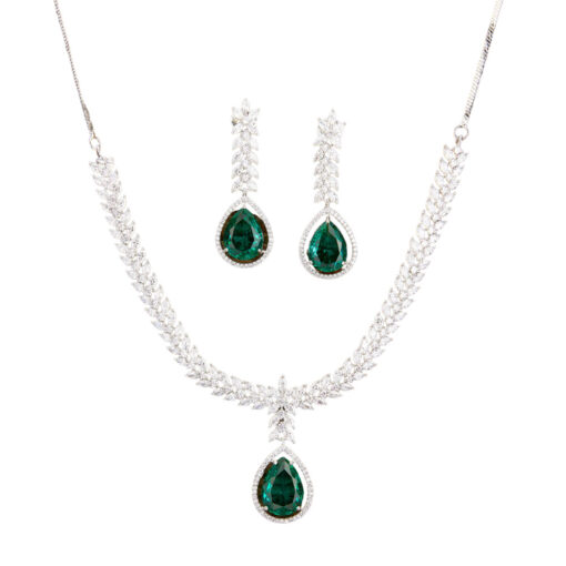 AD Necklace with large stone, green - Image 3