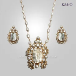 MOP Natural Stone Pendant Set