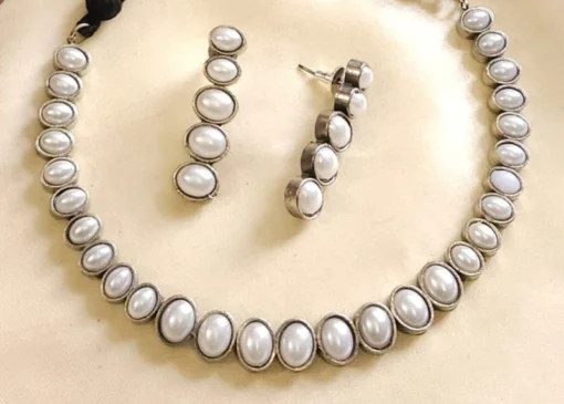 Monalisa Stone Choker in German Silver