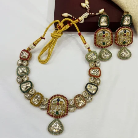 Siya Choker Necklace Beads and Polki