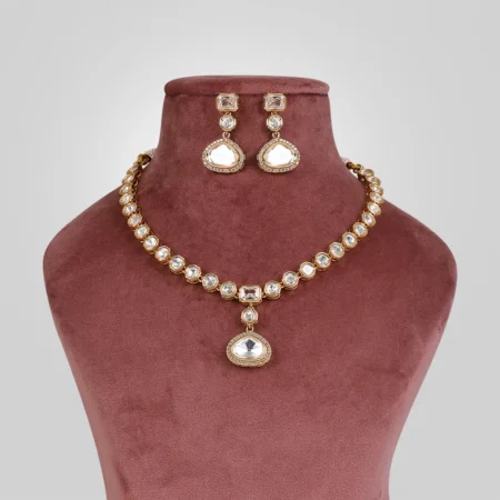 Maya Kundan Necklace Set