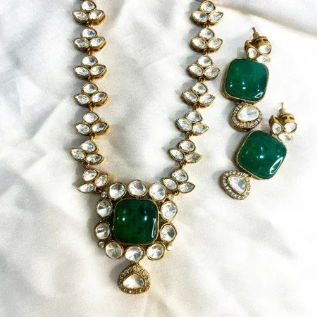 Emerald & Polki Drop Necklace Set