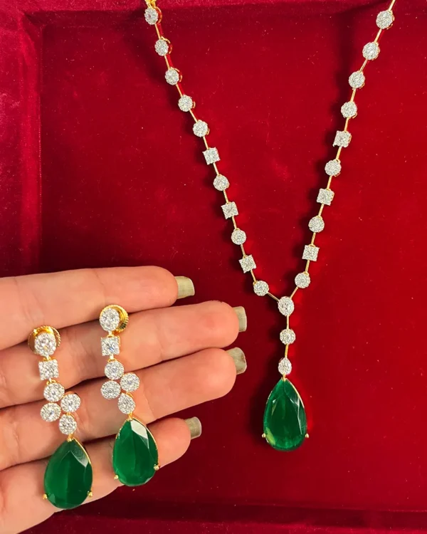 Mahi Gold shimmering Necklace With Earrings, Green - Image 3