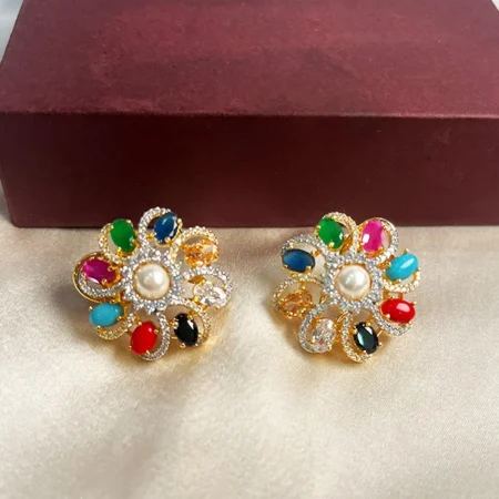 Niya Navrattan Studs, 7 stones