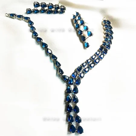 Tia Y Necklace in Stones, Blue