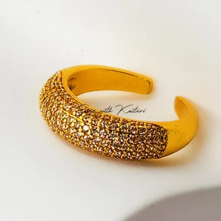 Sparkling Gold plated Ring, Adjustable
