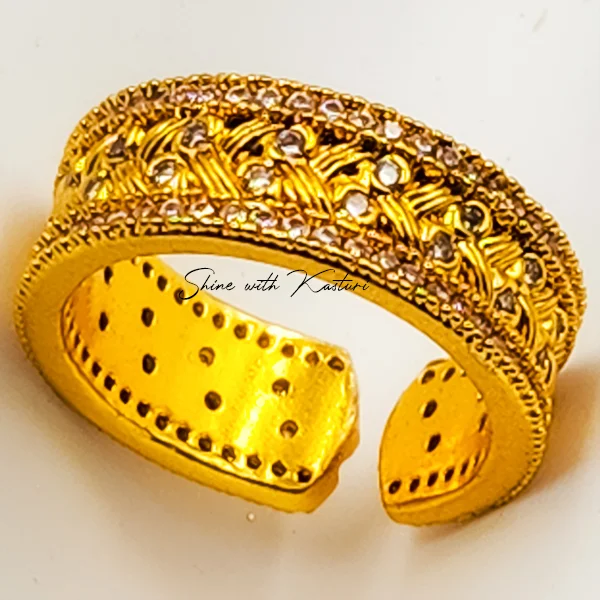 Design Embossed Ring, Gold Plated - Image 2
