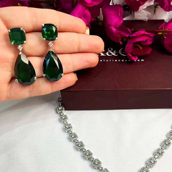 Kelly Cubic Zirconia Necklace with Stone Pendant - Image 3