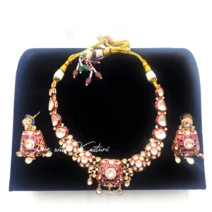 Alternative view of Exquisite Handmade Necklace Set