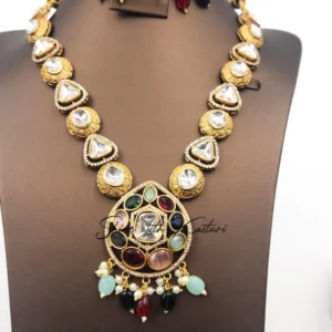 Alternative view of Long Kundan Necklace with Round Pendant