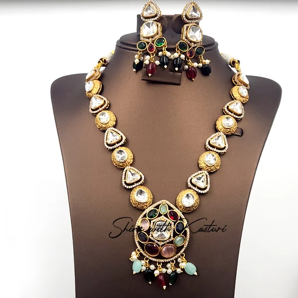 Long Kundan Necklace with Round pendant - Image 3