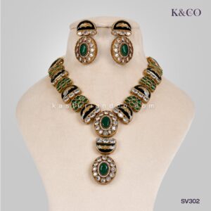 Handcrafted Short Necklace Set