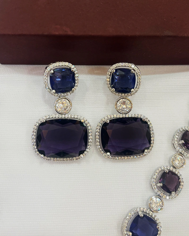 Trending Necklace for party dress