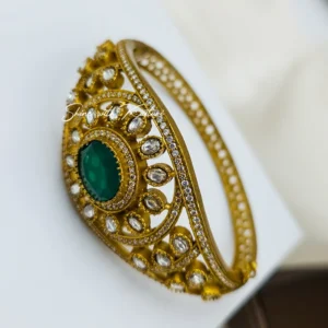 Antique Gold-Plated Kundan Bangle with Green Stone