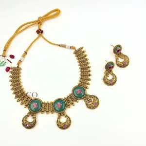 Maya Heritage look necklace set with chandbaali - Image 3