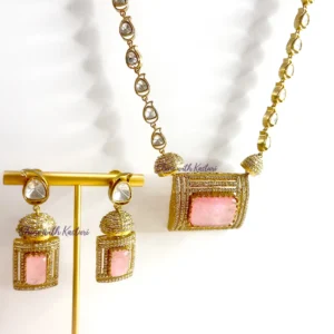Alternative view of Stylish Kundan Necklace with Large Stone Pendant
