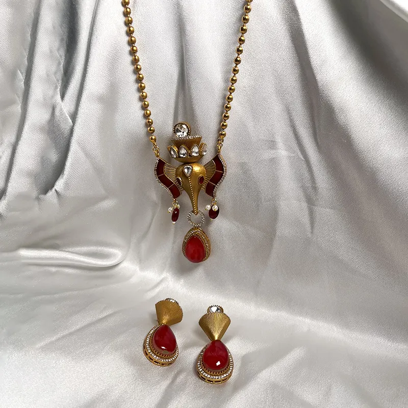 Ethnic Ganpati Necklace with Earrings - Image 7