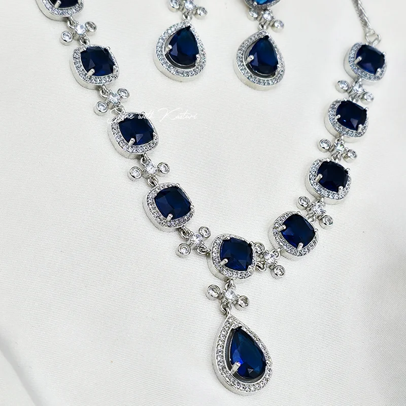 Valencia Party Necklace with Blue Stones & Cubic Zirconia - Image 3