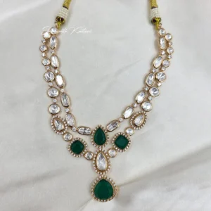 Alternative view of Emerald Kundan Teardrop Necklace Set with Earrings