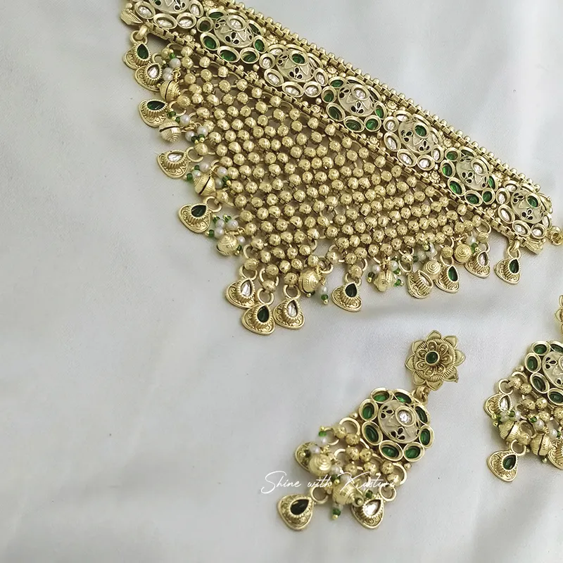 Royal Kundan Green Choker Necklace Set - Image 4