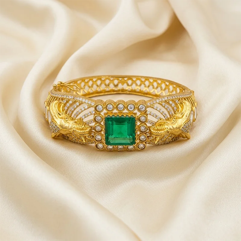 Shop Antique Gold Kada