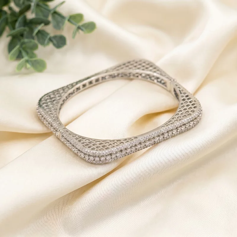 AD Openable Square Bangle, Silver