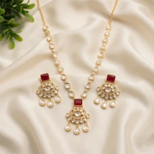 Glow Kundan Pendant Necklace Set