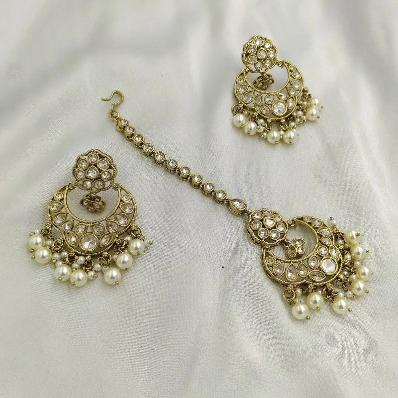 Kundan Pearl Chandbali Earrings with Maang Tikka - Image 2