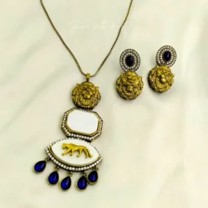 Alternative view of Sabyasachi inspired Pendant Necklace Set