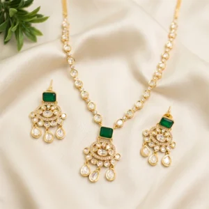 Shop Glow Kundan Pendant Necklace Set