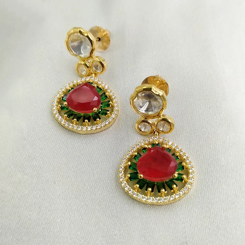 Shop Kundan Teardrop Earrings Set