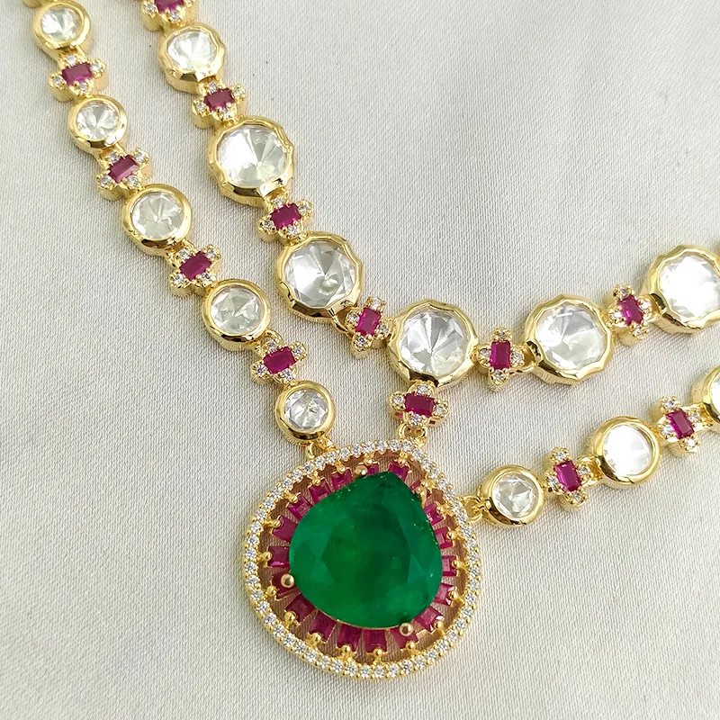 Ruby Green Kundan Teardrop Necklace Set - Image 4