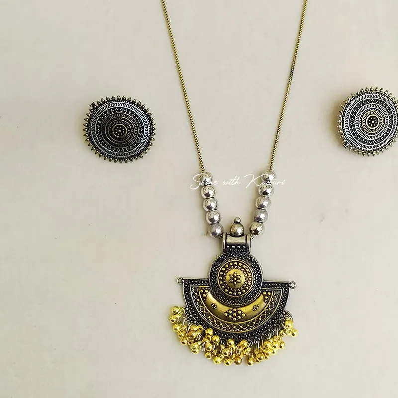 Crescent Oxidised Pendant Necklace Set with Stud Earrings - Image 2