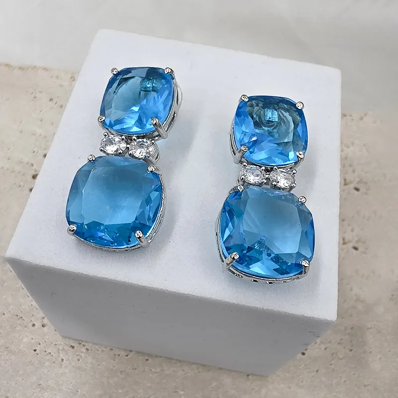 Aqua Blue Crystal Stones Silver-Plated Statement Choker Necklace - Image 4