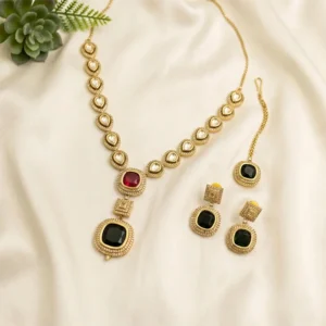 Kundan Necklace Set with Maang Tikka