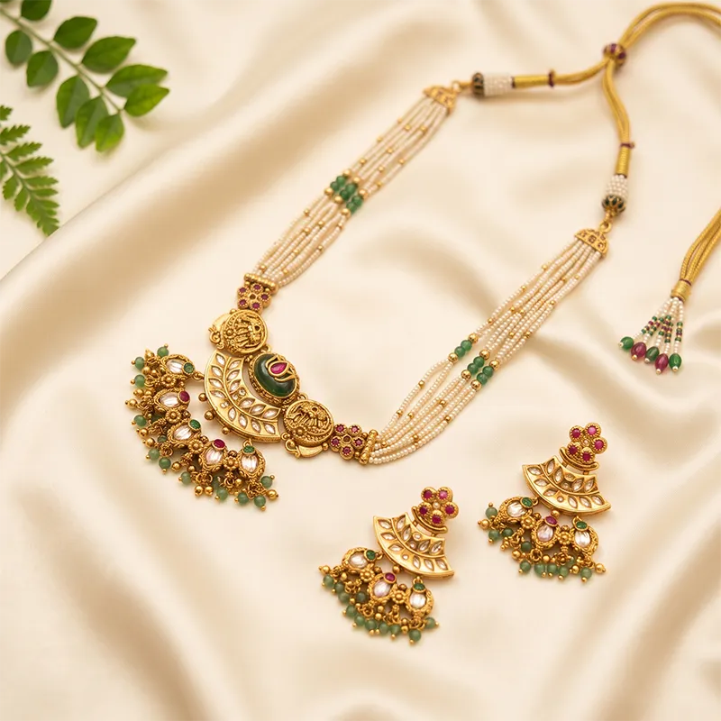 Green & White Pearls & Kundan Necklace - Image 2
