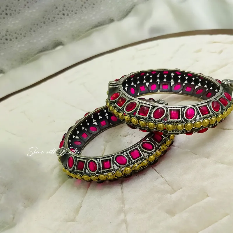 Boho Oxidised Silver Kundan Bangle Set & Stones - Image 5