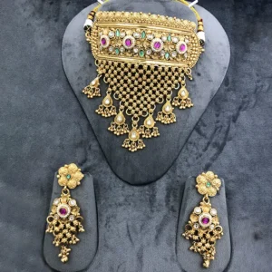 Alternative view of Broad Neck Choker in Gold-Tone and Kundan
