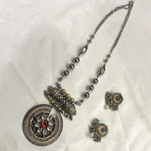 Alternative view of Oxidised Silver Pendant Necklace Set