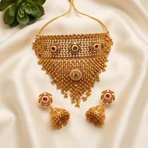 Traditional Style Gold-Tone Choker Set